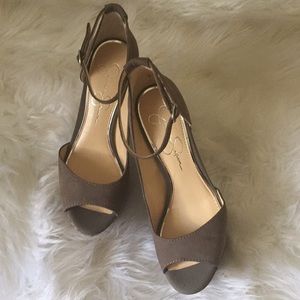 Taupe wedges